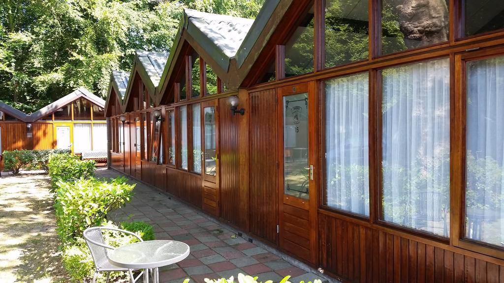 Motel Остворне Екстер'єр фото