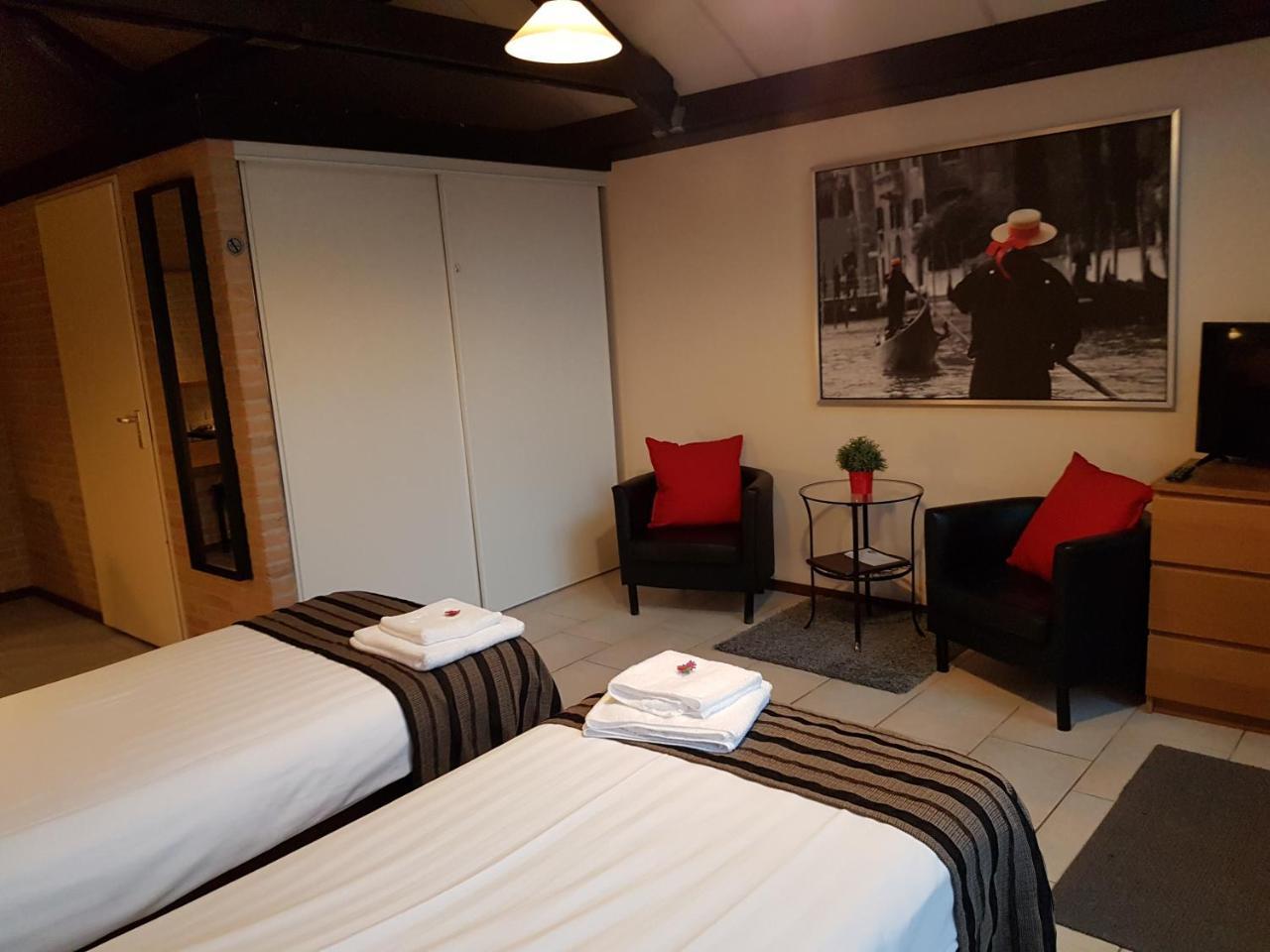 Motel Остворне Екстер'єр фото
